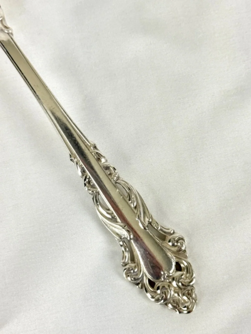 Vtg 1970s Reed and Barton Sterling Silver Grande Renaissance Large Serving Spoon